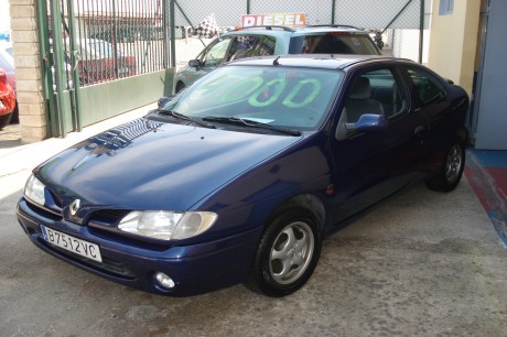 RENAULT MEGANE COUPE DIESEL
