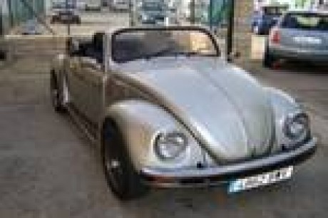 VOLKSWAGEN BEETLE