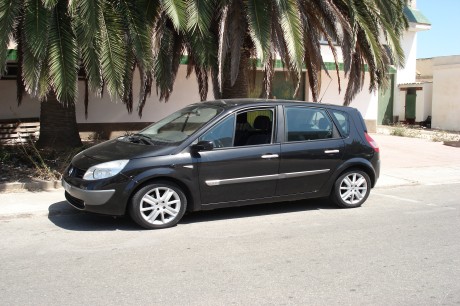 RENAULT MEGANE SCENIC 1.9 LUXURI