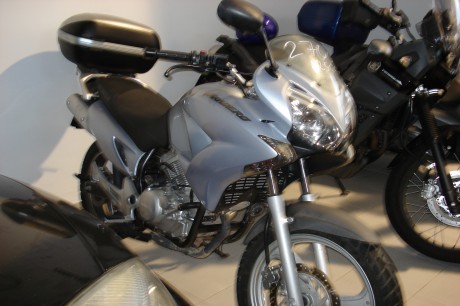 HONDA VARADERO 125